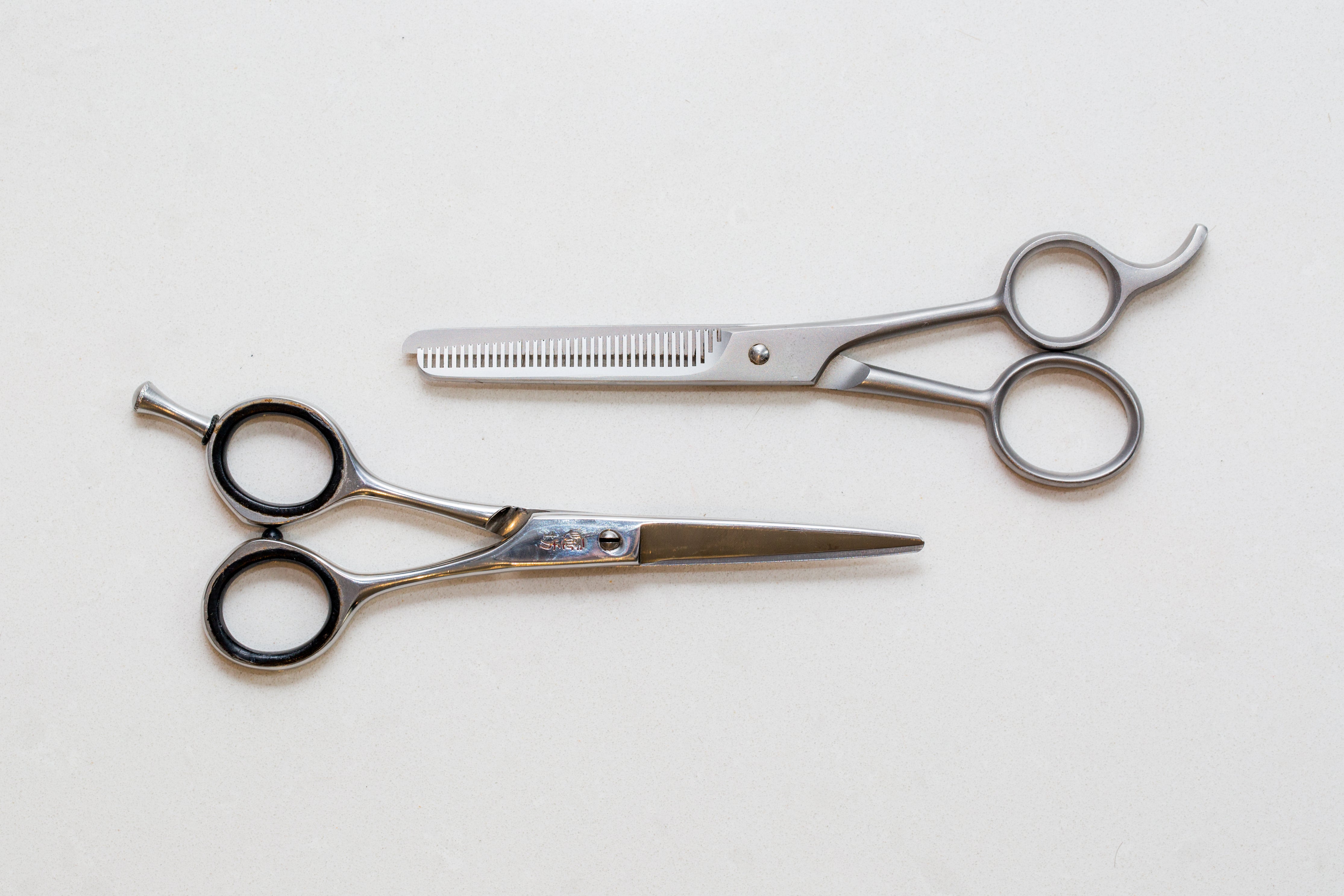 professional-standard hair scissors and thinners designed for the hair and beauty industry. Whether you’re a hairstylist, salon owner, or beauty enthusiast, we have the tools you need.